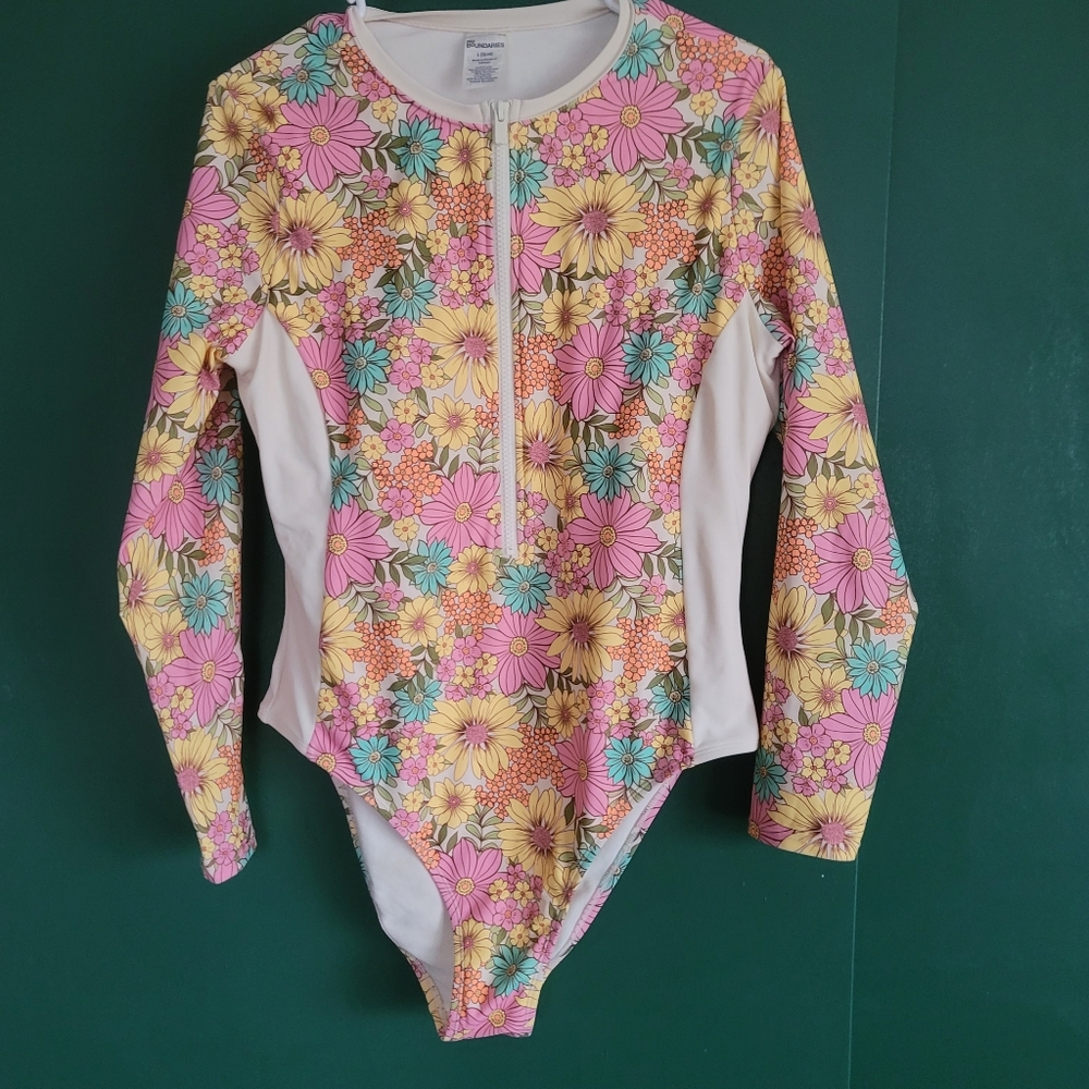 No Boundaries Swim Floral Body Suit Size Large